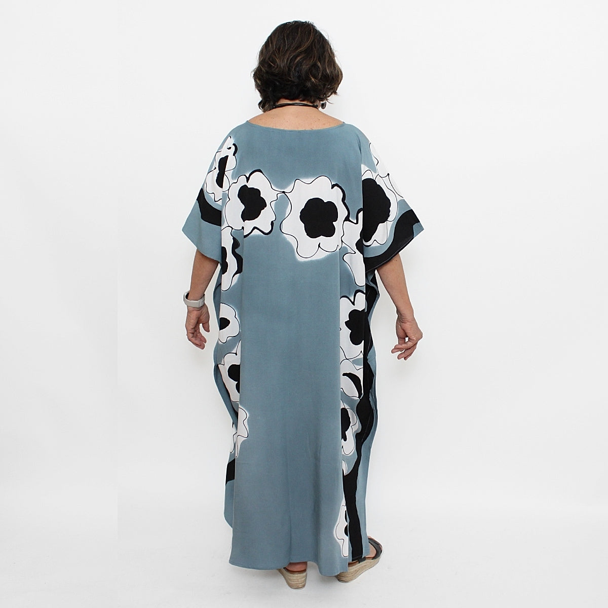 Black and Gray Flower Kaftan