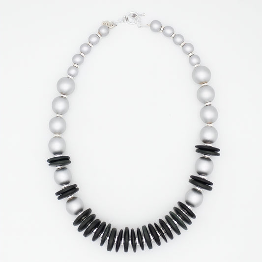 Black and Silver Amaris Necklace