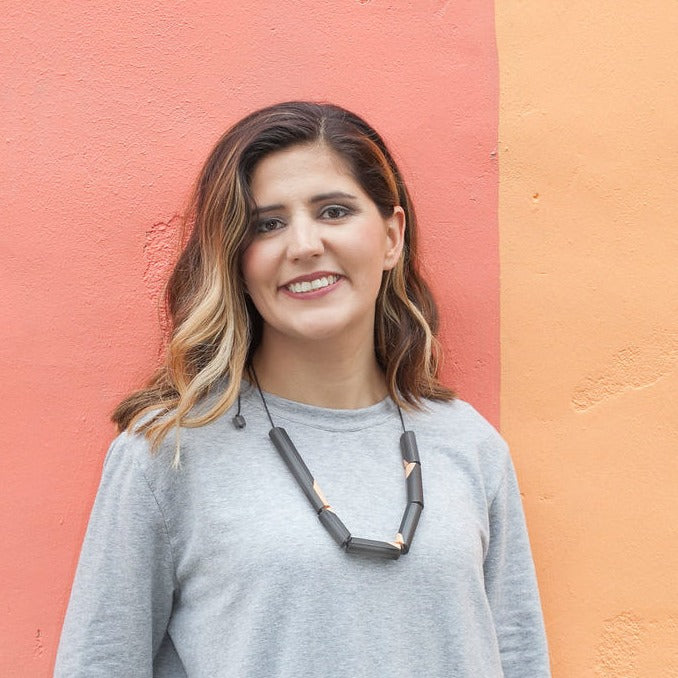 Resin Geometric Miranda Necklace Grey