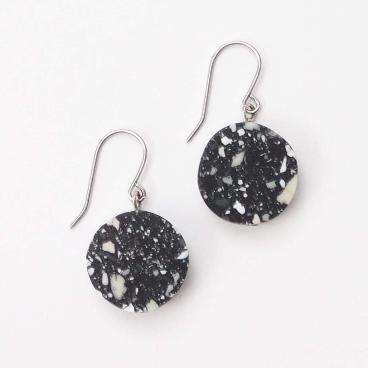 AE20E03 BLACK