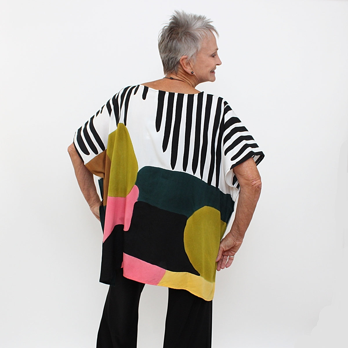 Artful Motif Multi-Color Blouse