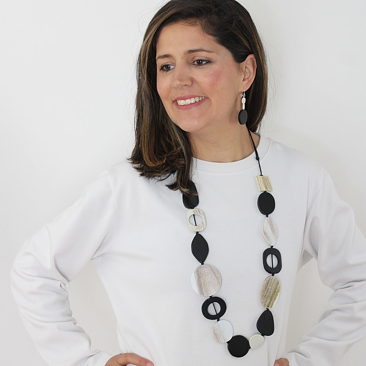 Black Sabina Necklace