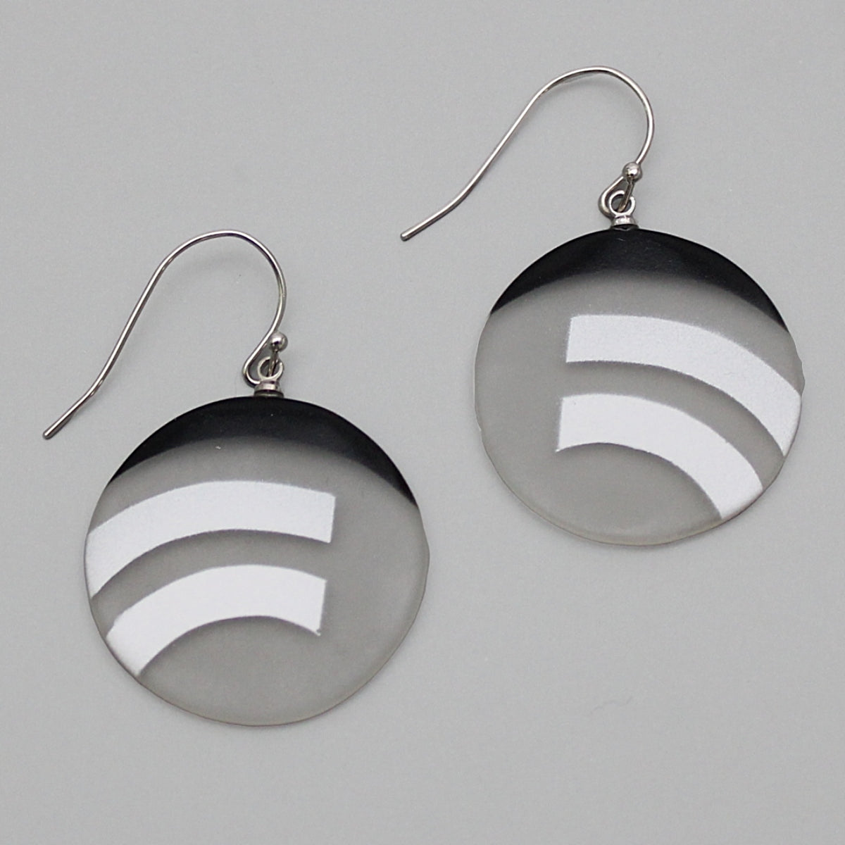 White Eliana Earrings