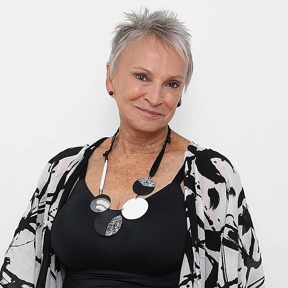 Black and White Eliana Resin Necklace