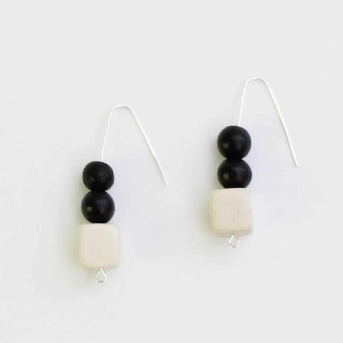 SD20E08 WHITE