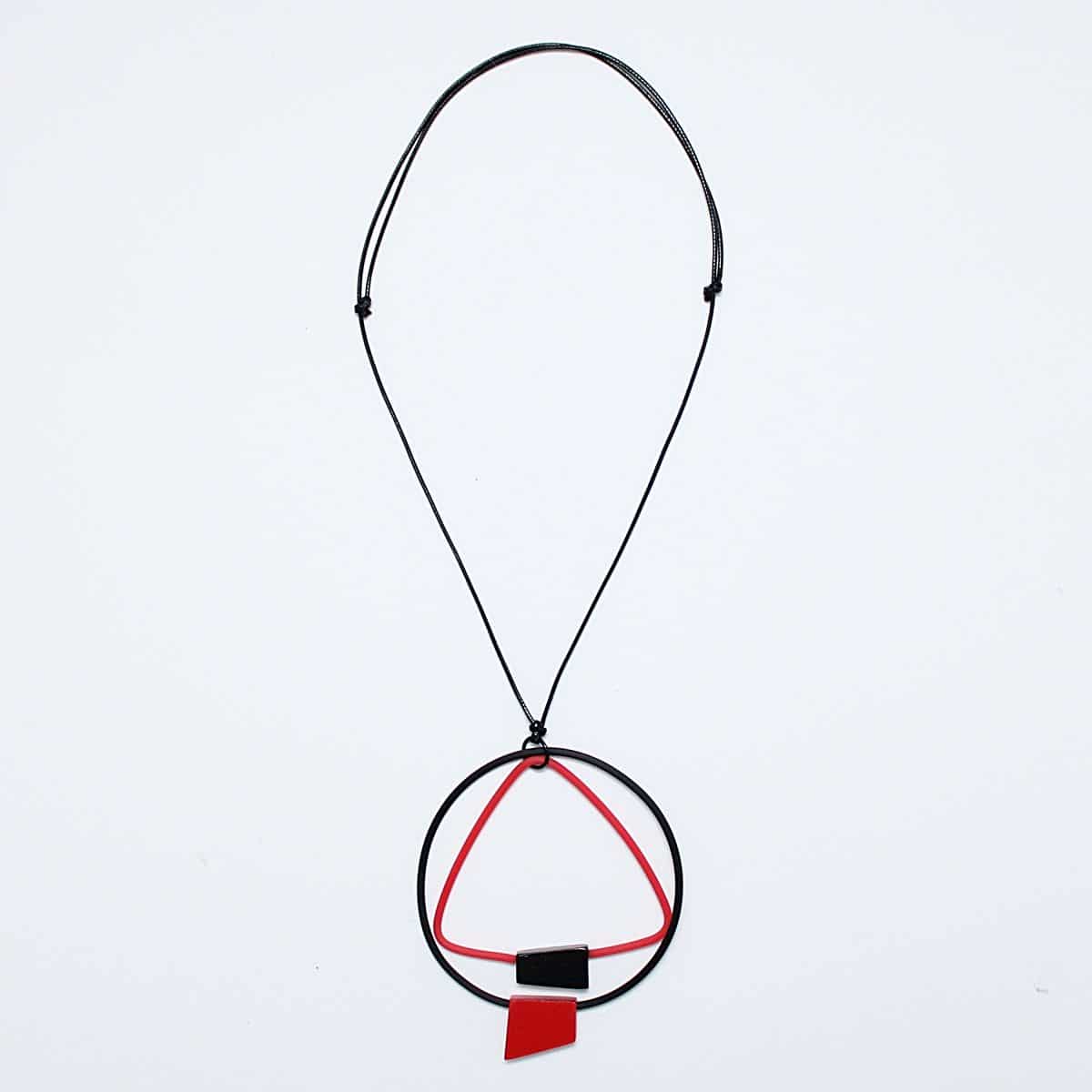 SD20N35 BLACK AND RED