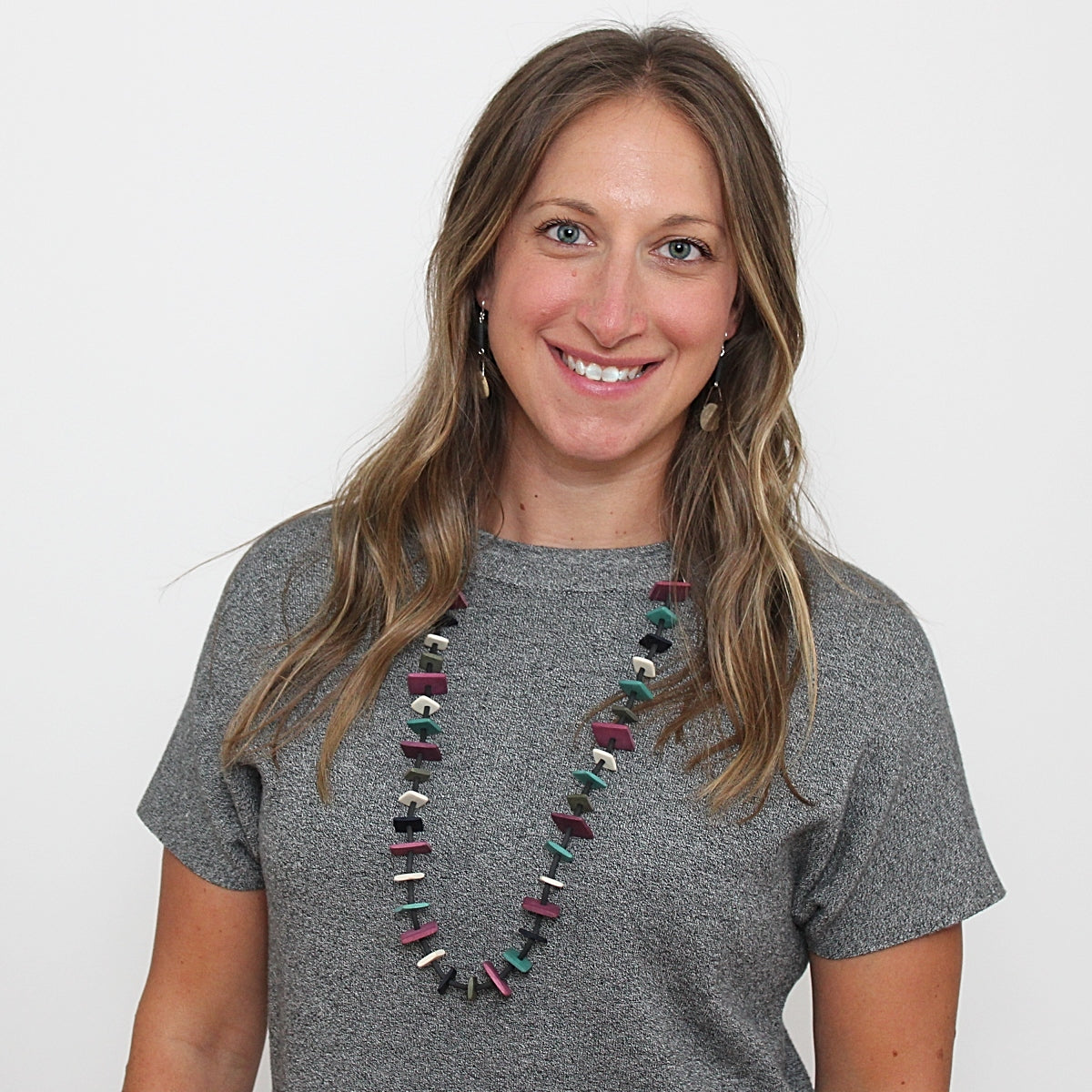 Fuchsia Sandra Squares Necklace