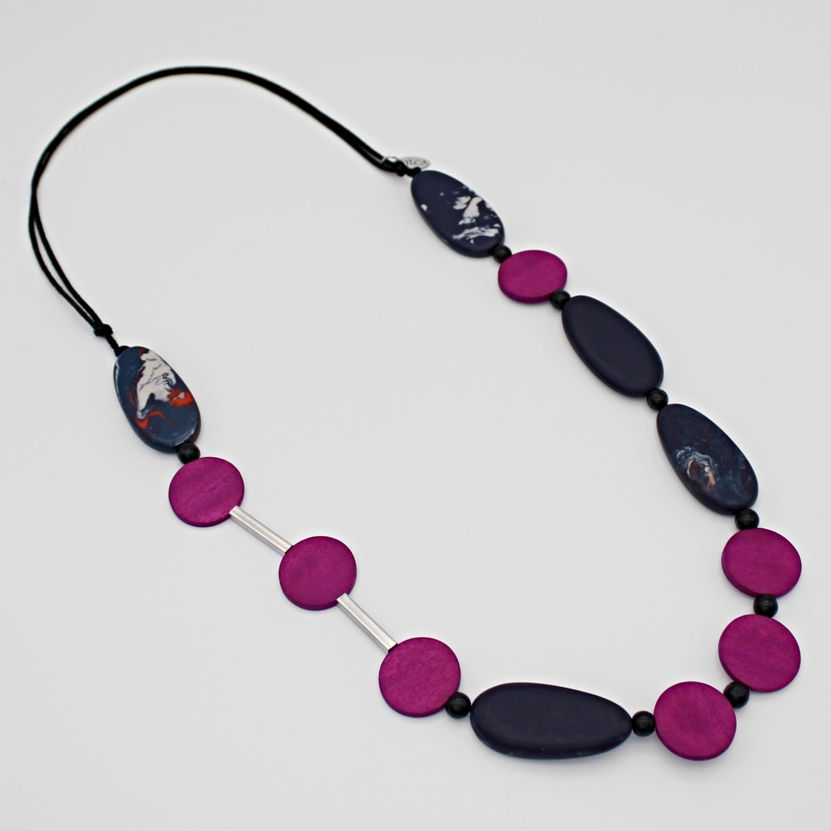 Fuchsia Vella Necklace