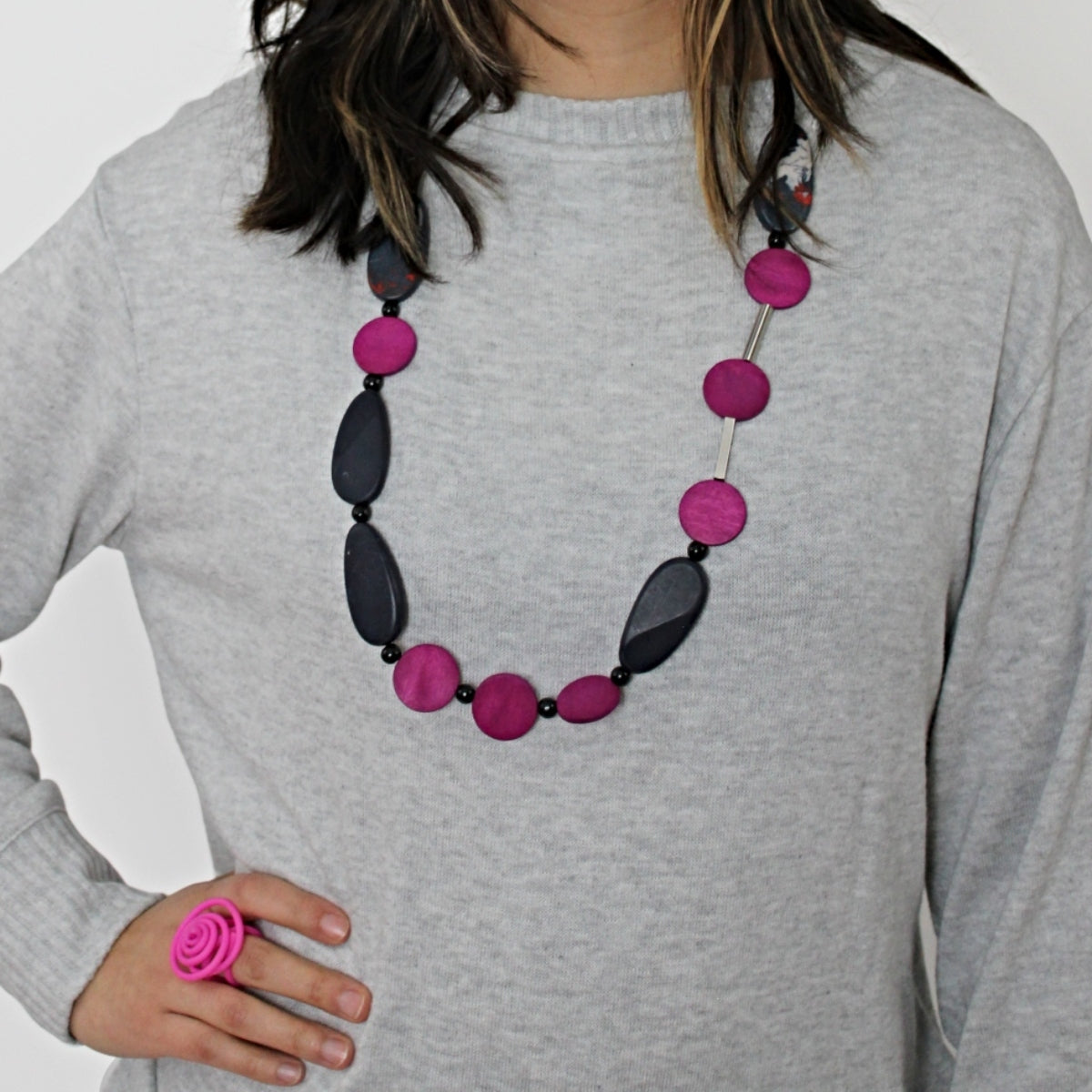 Fuchsia Vella Necklace