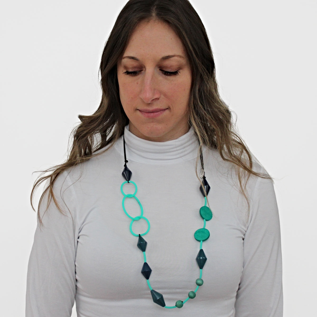 Aqua Zuri Necklace