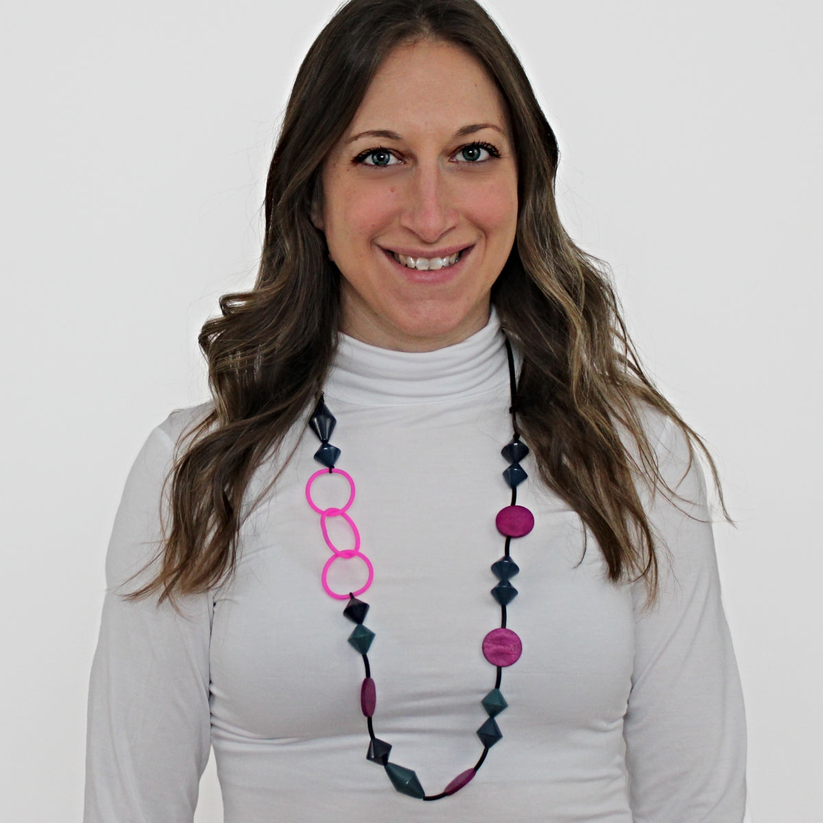 Fuchsia Zuri Necklace
