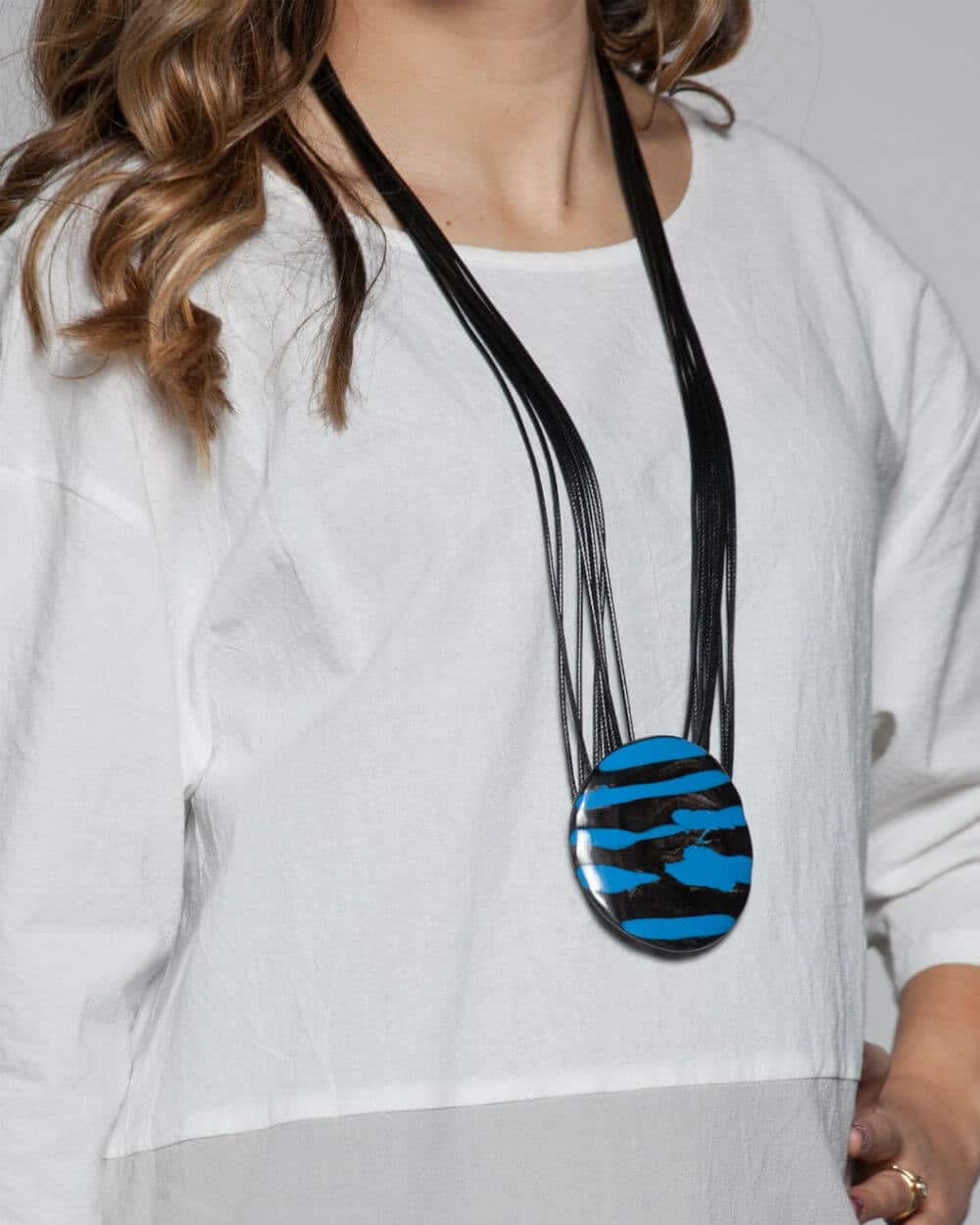 UN19N09 BLUE-3