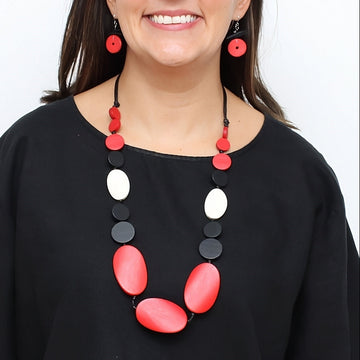 Red and Black Sybil Necklace - Sylca Designs - Chunky Jewelry 