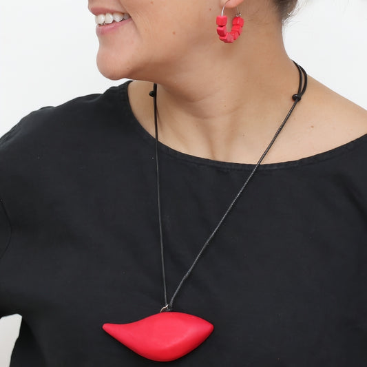 Red Robin Pendant Necklace