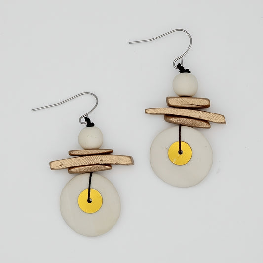 Assuta White and Gold Drop Earrings