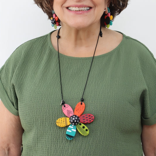 Vibrant Garden Flower Pendant Necklace