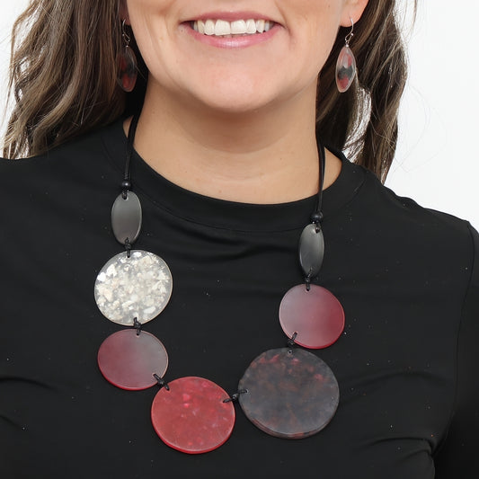 Red Shimmer Brooke Necklace