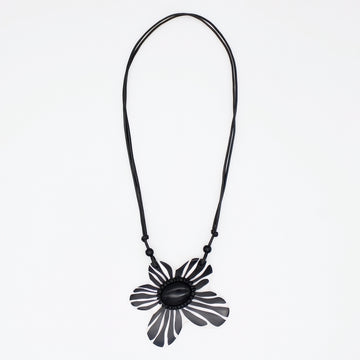 Black Bumble Blossom Daisy Pendant