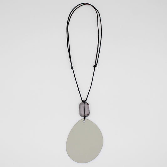 Gray Jewel Resin Pendant Necklace