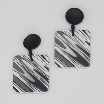 Black and White Wavy Statement Earring