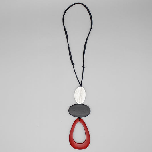 Red Calia Pendant Necklace