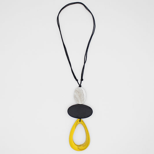 Yellow Calia Pendant Necklace