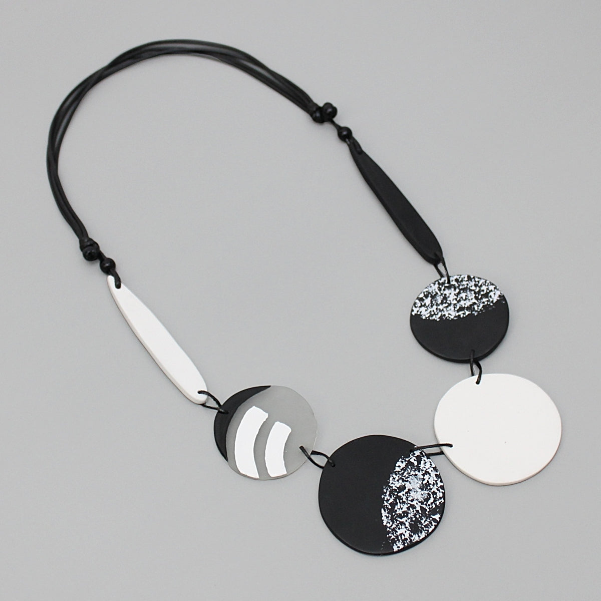 Black and White Eliana Resin Necklace