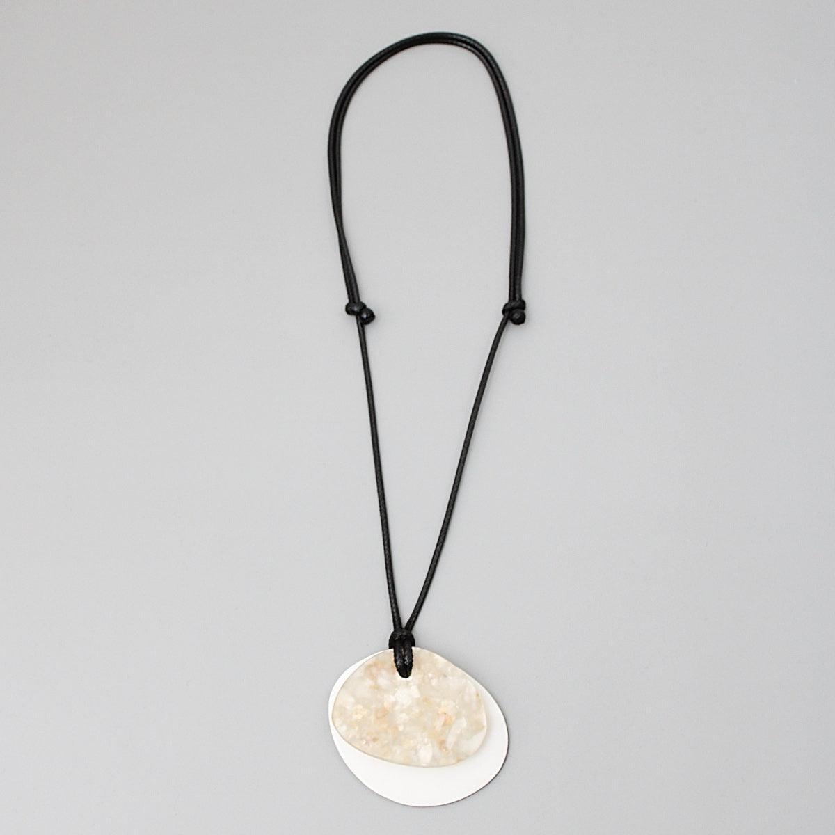 White Kiki Pendant Necklace