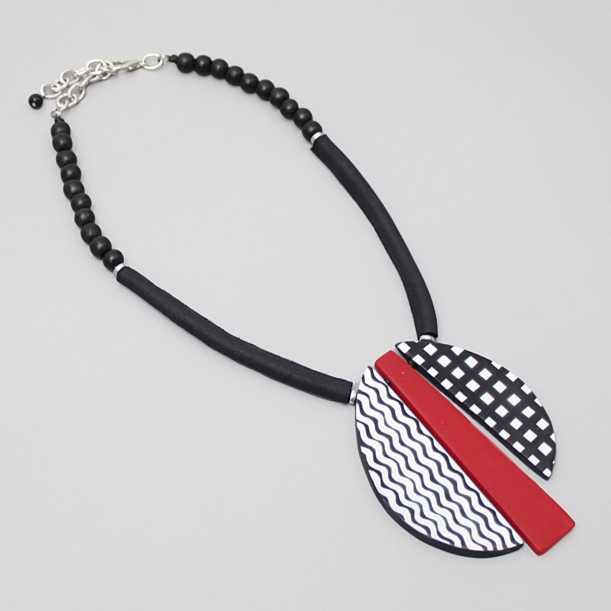 Red Lunetta Necklace
