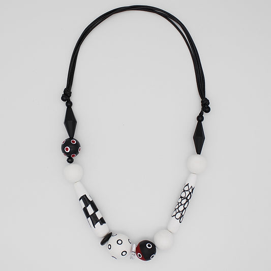 Artistic Diva Necklace