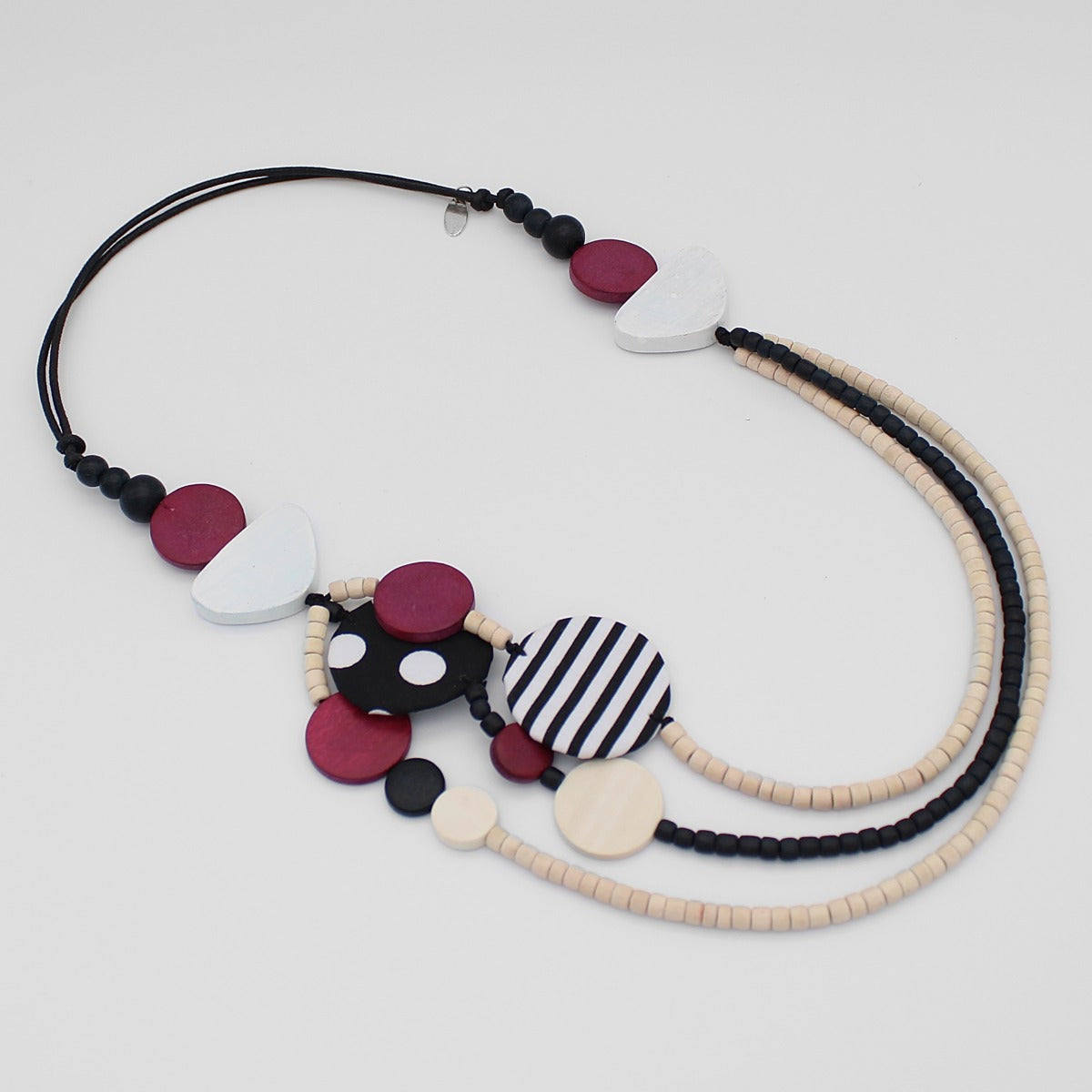 Black Alluring Wilai Necklace