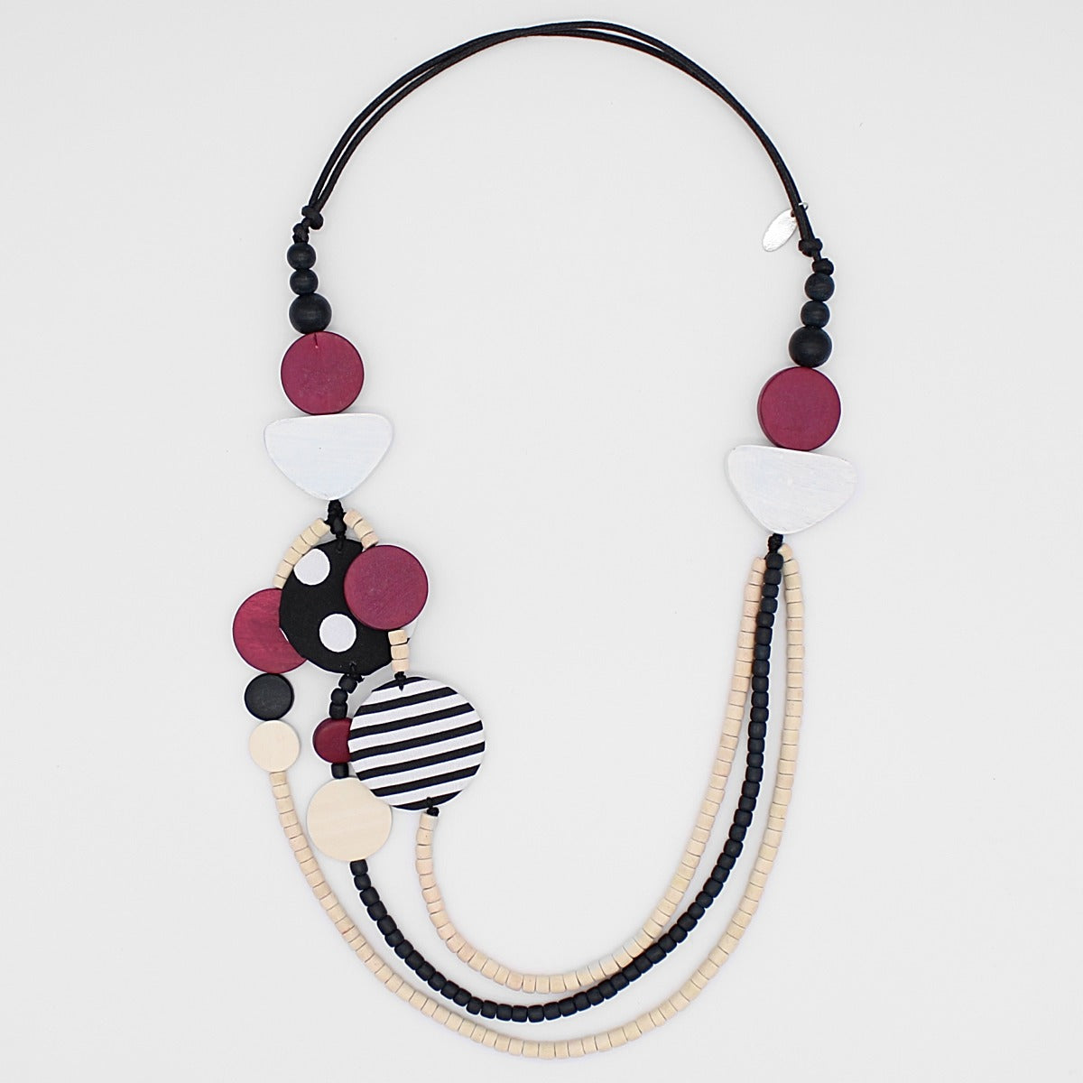 Black Alluring Wilai Necklace